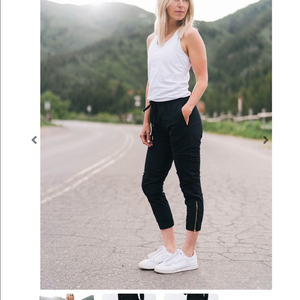 Zyia everywhere joggers